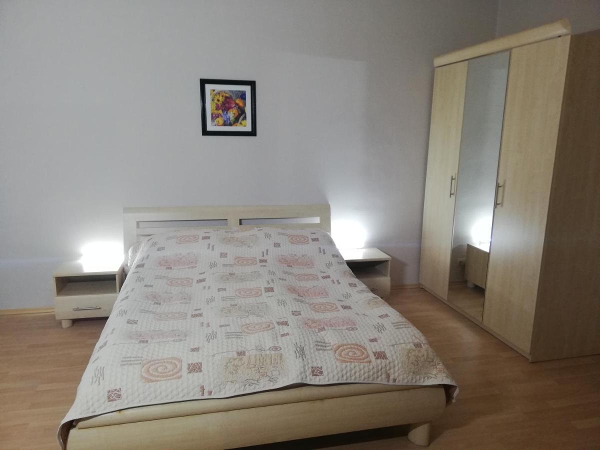 Hotel Central Razgrad Buitenkant foto