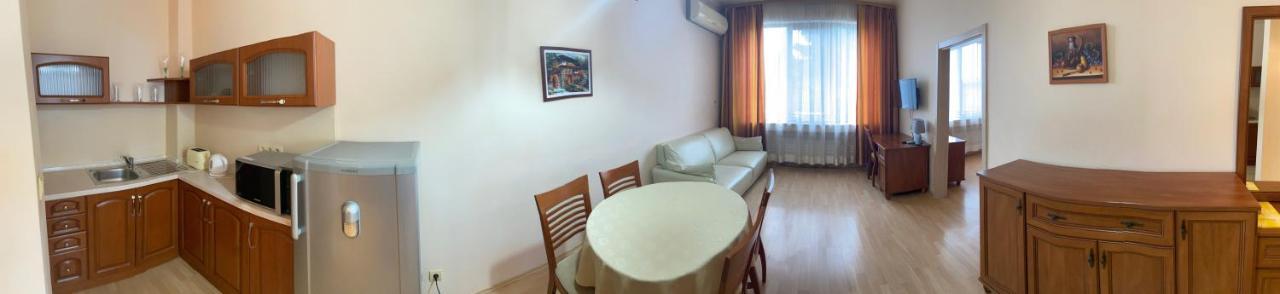 Hotel Central Razgrad Buitenkant foto